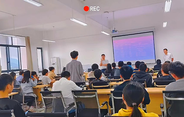 校企合作，提供就業(yè)崗位